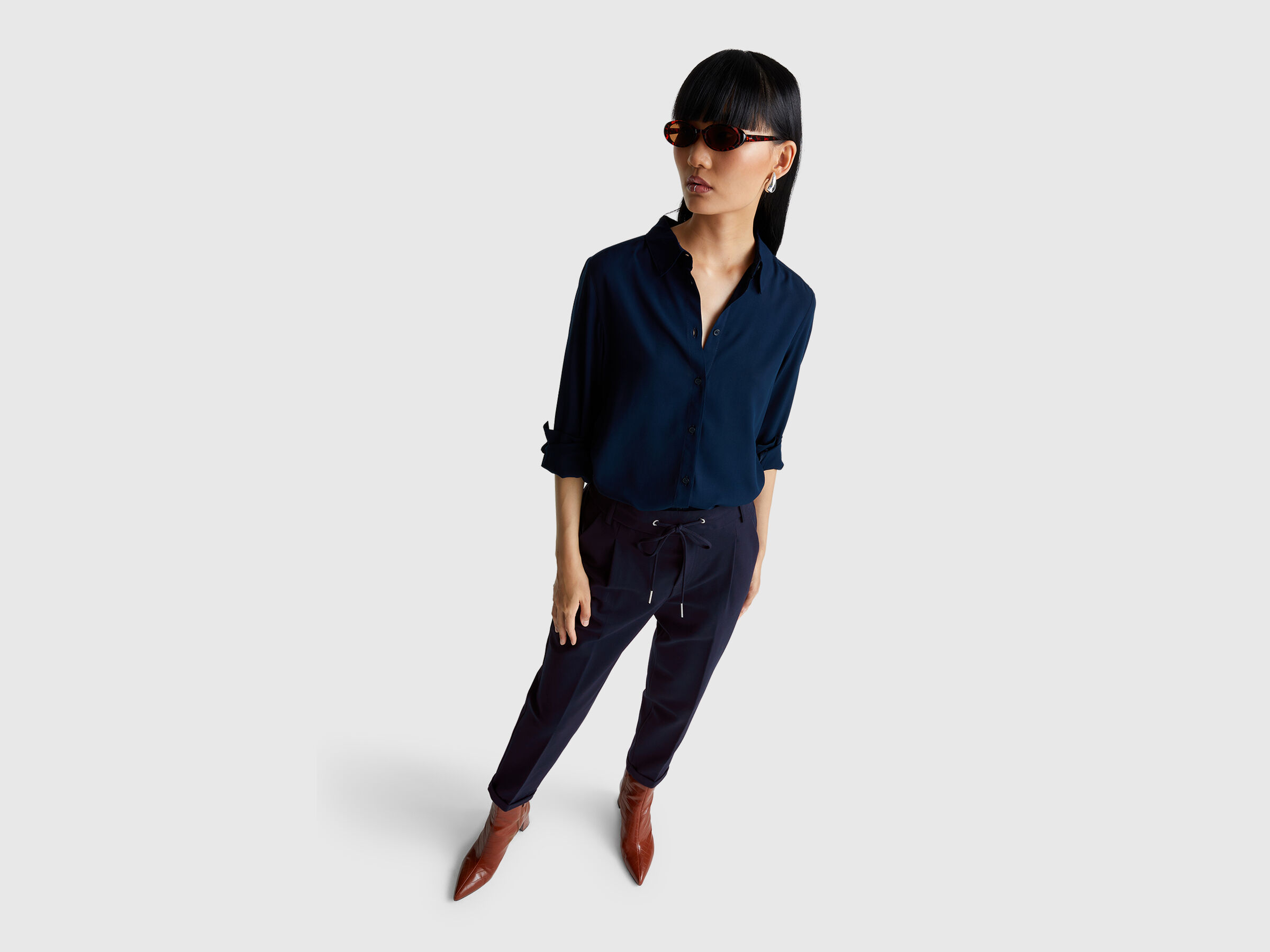 TROUSERS Women image number 3